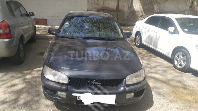 Opel  1995, 290,000 km - 2.0 l - Bakı