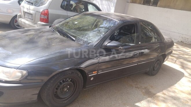 Opel  1995, 290,000 km - 2.0 l - Bakı