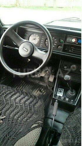 LADA (VAZ) 2107 2005, 85,000 km - 1.6 l - Quba
