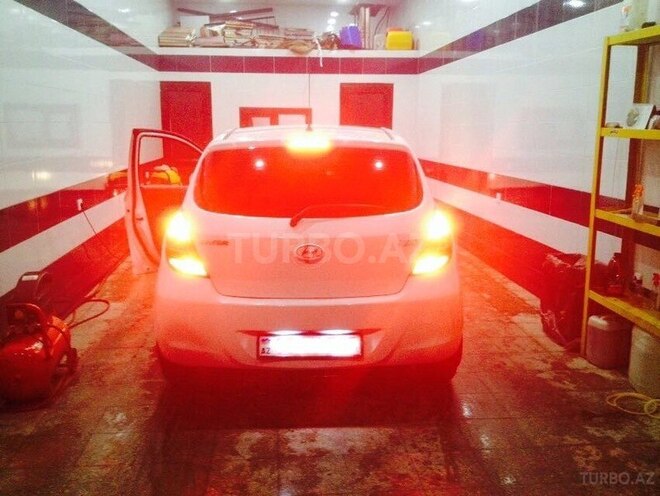 Hyundai i20 2011, 120,700 km - 1.4 л - Bakı