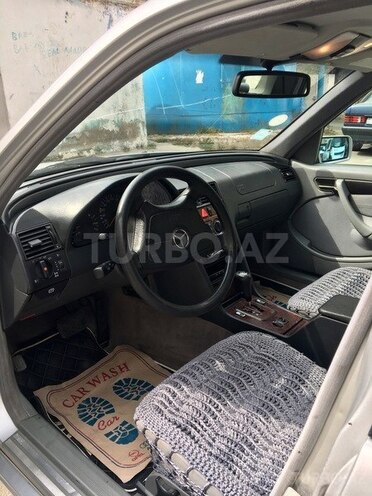 Mercedes C 180 2000, 326,000 km - 1.8 l - Bakı