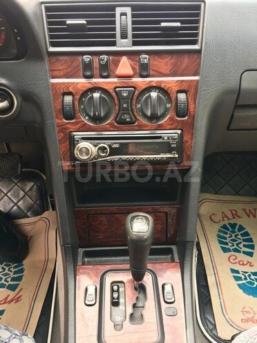 Mercedes C 180 2000, 326,000 km - 1.8 l - Bakı