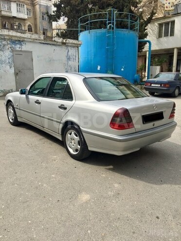Mercedes C 180 2000, 326,000 km - 1.8 l - Bakı