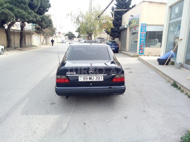 Mercedes E 200 1992, 310,000 km - 2.0 l - Bakı
