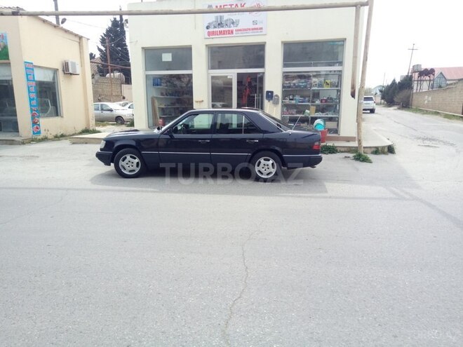 Mercedes E 200 1992, 310,000 km - 2.0 l - Bakı