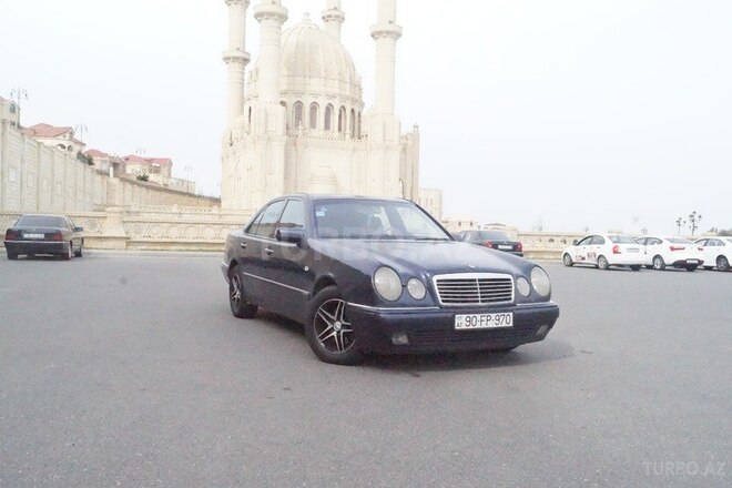 Mercedes E 220 1996, 940,000 km - 2.2 л - Bakı