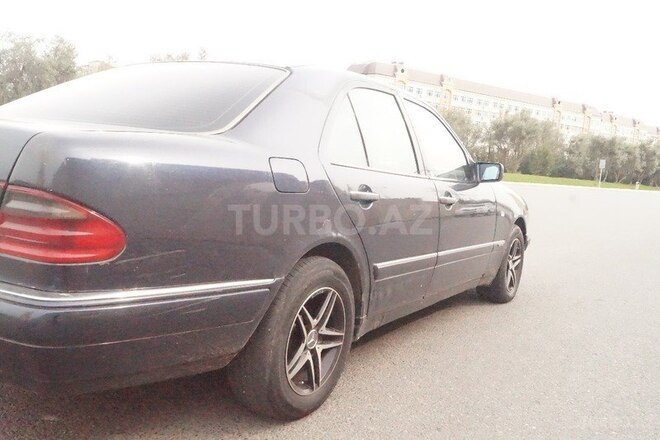 Mercedes E 220 1996, 940,000 km - 2.2 л - Bakı