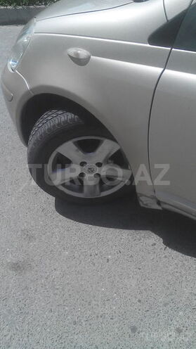 Toyota Vitz 2002, 144,356 km - 1.6 l - Bakı