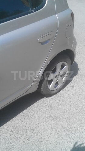 Toyota Vitz 2002, 144,356 km - 1.6 l - Bakı