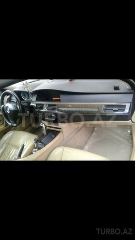 BMW 525 2003, 270,000 km - 0.3 л - Bakı