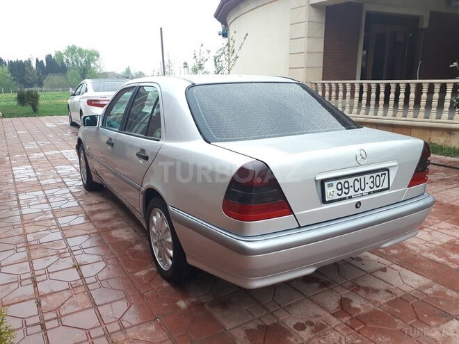 Mercedes C 200 1997, 235,400 km - 2.0 l - Tovuz