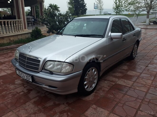 Mercedes C 200 1997, 235,400 km - 2.0 l - Tovuz