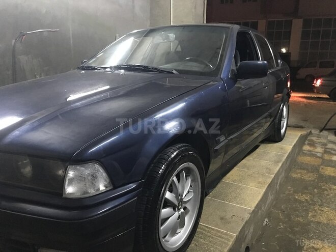 BMW 316 1994, 2,033,000 km - 1.6 l - Bakı