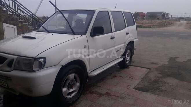 Nissan Terrano 2000, 80,000 km - 3.2 l - Bakı
