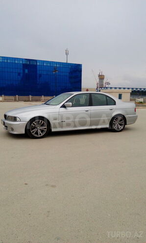 BMW 523 1999, 235,049 km - 2.5 l - Bakı