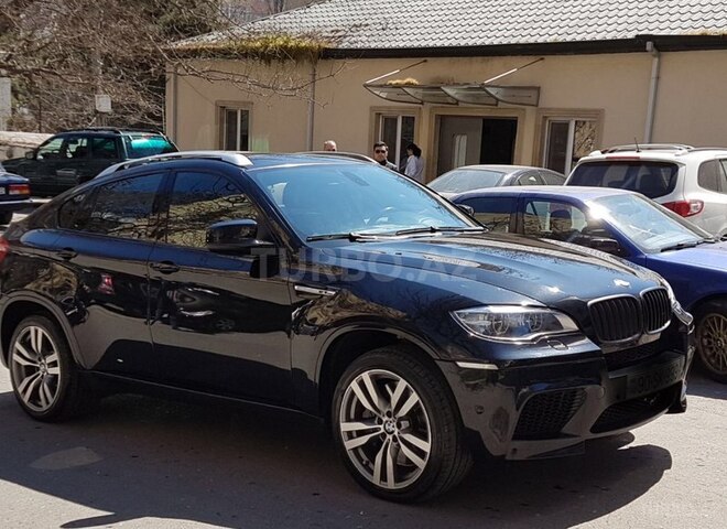 BMW X6 M 2011, 122,000 km - 4.4 l - Bakı