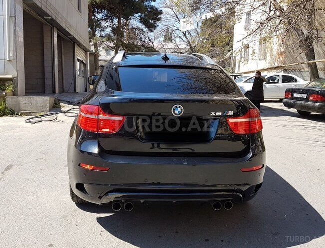 BMW X6 M 2011, 122,000 km - 4.4 l - Bakı