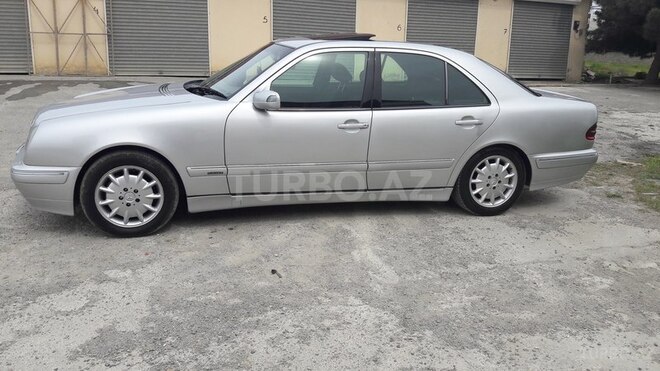 Mercedes E 220 1999, 444,002 km - 2.2 л - Bakı