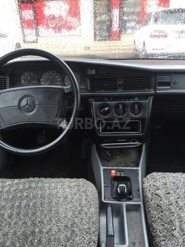 Mercedes 190 1992, 230,000 km - 2.0 l - Bakı