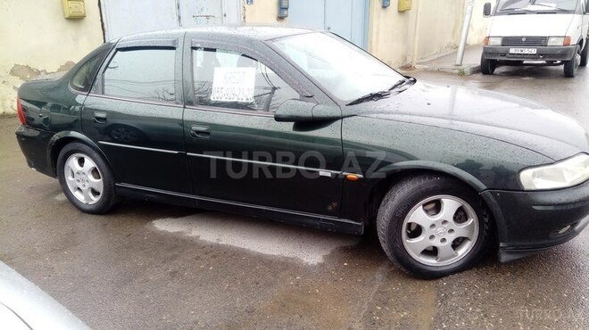 Opel Vectra 1999, 285,000 km - 2.0 l - Bakı