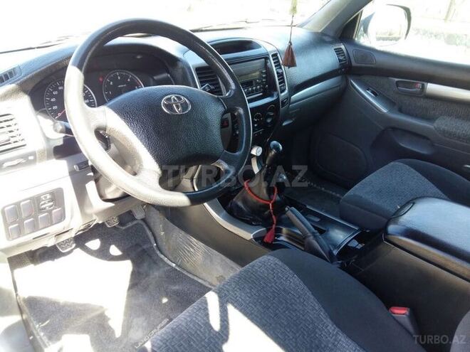 Toyota Prado 2005, 130,000 km - 3.0 l - Bakı