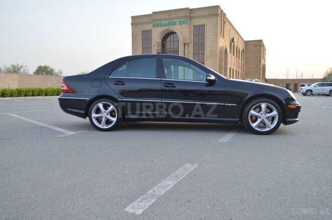 Mercedes C 230 2006, 101,000 km - 2.5 l - Bakı