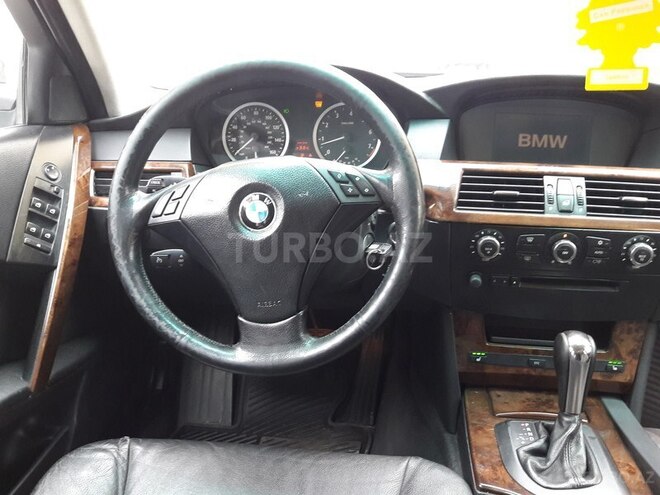 BMW 530 2006, 256,000 km - 3.0 l - Bakı