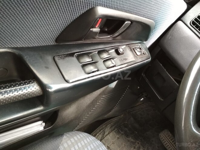 Mitsubishi Pajero io 2000, 260,000 km - 1.8 l - Bakı