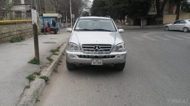 Mercedes ML 320 2002, 211,000 km - 3.2 l - Xırdalan