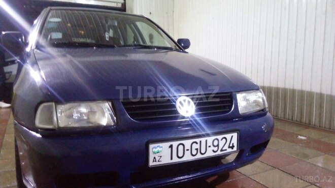 Volkswagen Polo 1999, 270,000 km - 1.6 l - Bakı