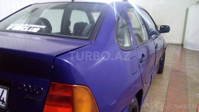 Volkswagen Polo 1999, 270,000 km - 1.6 l - Bakı