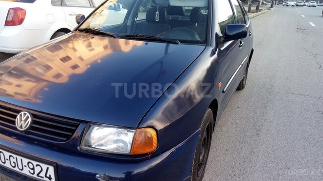 Volkswagen Polo 1999, 270,000 km - 1.6 l - Bakı
