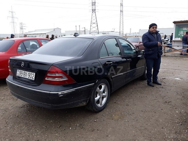 Mercedes C 240 2004, 327,557 km - 2.4 л - Bakı