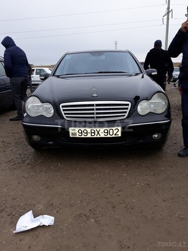 Mercedes C 240 2004, 327,557 km - 2.4 л - Bakı