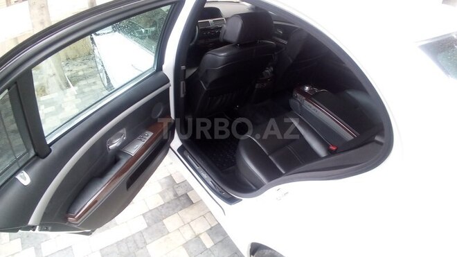 BMW 750 2008, 138,000 km - 5.0 л - Bakı
