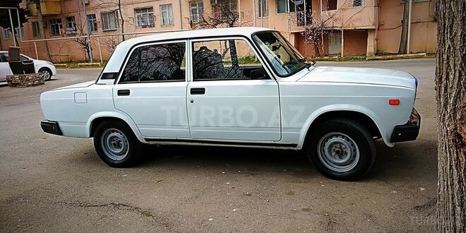 LADA (VAZ) 2107 2001, 99,000 km - 1.6 l - Bakı