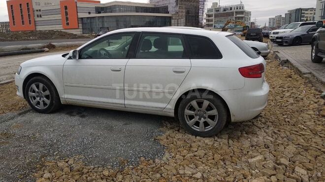 Audi A3 2011, 87,000 km - 1.6 л - Bakı