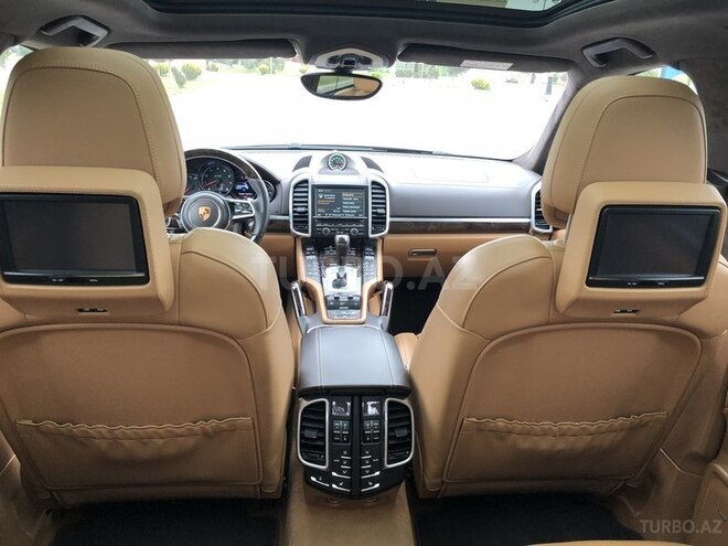 Porsche Cayenne GTS 2014, 49,000 km - 3.6 l - Bakı