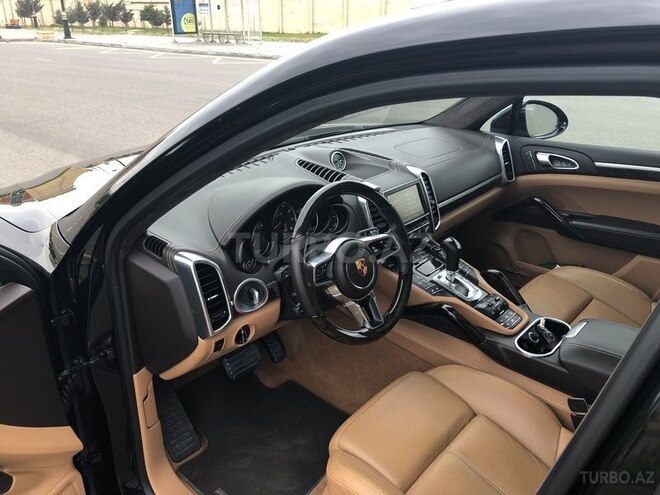 Porsche Cayenne GTS 2014, 49,000 km - 3.6 l - Bakı