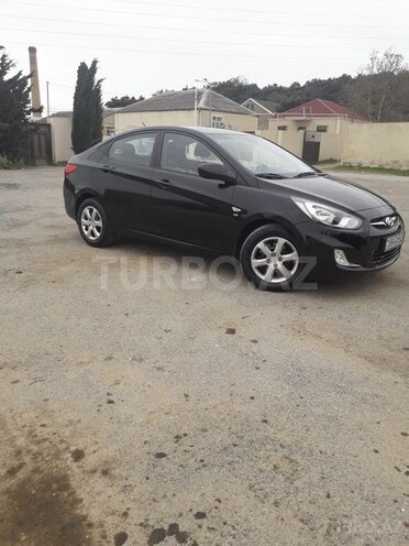 Hyundai Accent 2013, 120,000 km - 1.6 l - Bakı