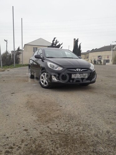 Hyundai Accent 2013, 120,000 km - 1.6 l - Bakı