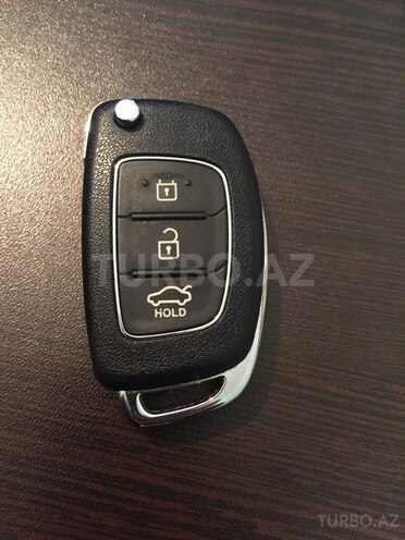 Hyundai Accent 2013, 120,000 km - 1.6 l - Bakı