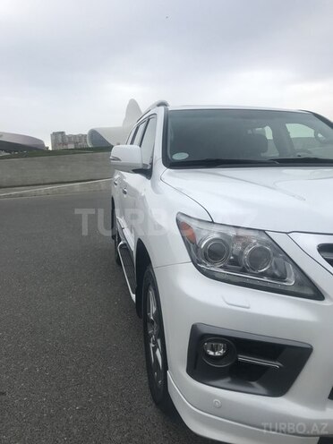 Lexus LX 570 2013, 94,500 km - 5.7 l - Bakı