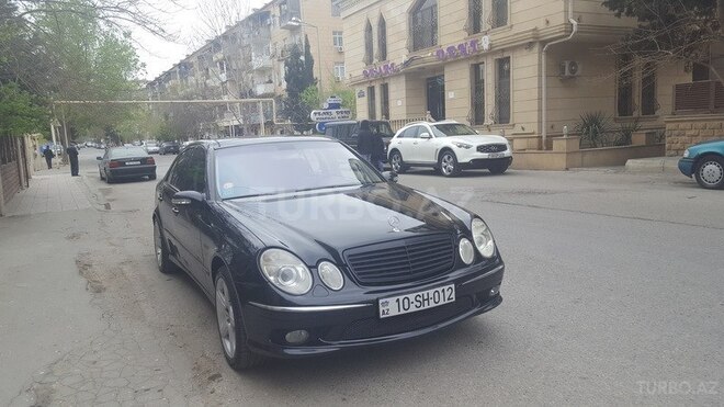 Mercedes E 500 2003, 220,000 km - 5.0 l - Bakı