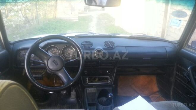 LADA (VAZ) 2106 1991, 350,000 km - 1.5 l - Salyan