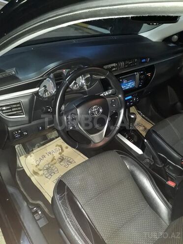 Toyota Corolla 2014, 83,000 km - 1.6 l - Bakı