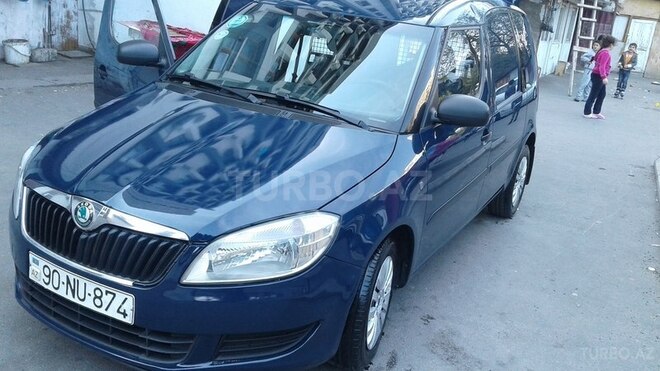 Skoda Praktik 2011, 317,000 km - 1.4 l - Bakı