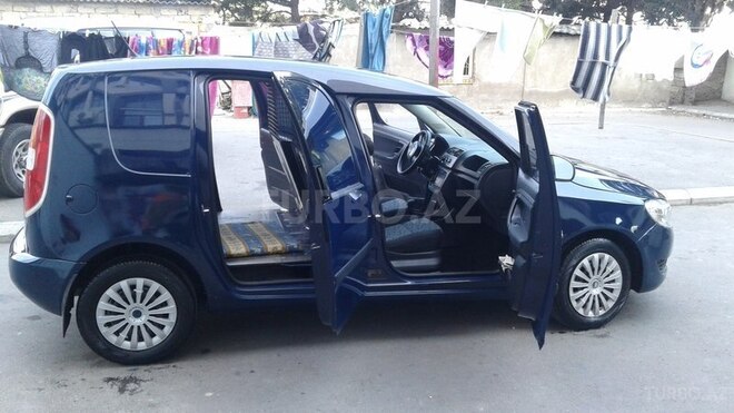 Skoda Praktik 2011, 317,000 km - 1.4 l - Bakı