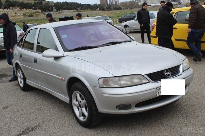 Opel Vectra 2001, 270,000 km - 2.2 l - Bakı