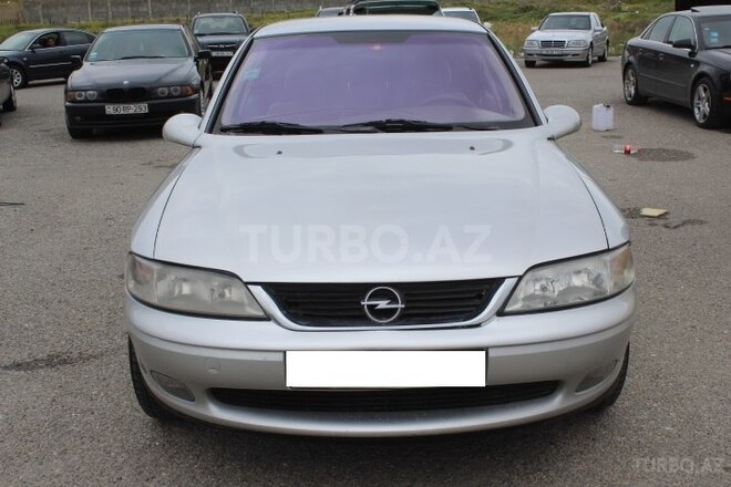 Opel Vectra 2001, 270,000 km - 2.2 l - Bakı